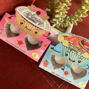 🆕2 Sets of Faux EyeLashes: 3D/75 & 3D/12. No glue needed